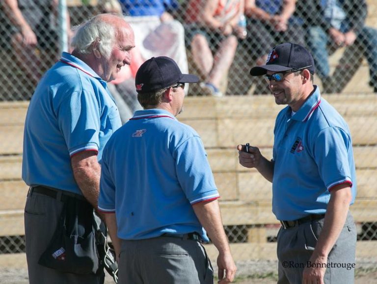 UMPIRES Northwest Territories Softball